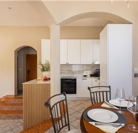 3 Bedroom Villa in Uvala Ljubljeva near Trogir, sleeps 6-7